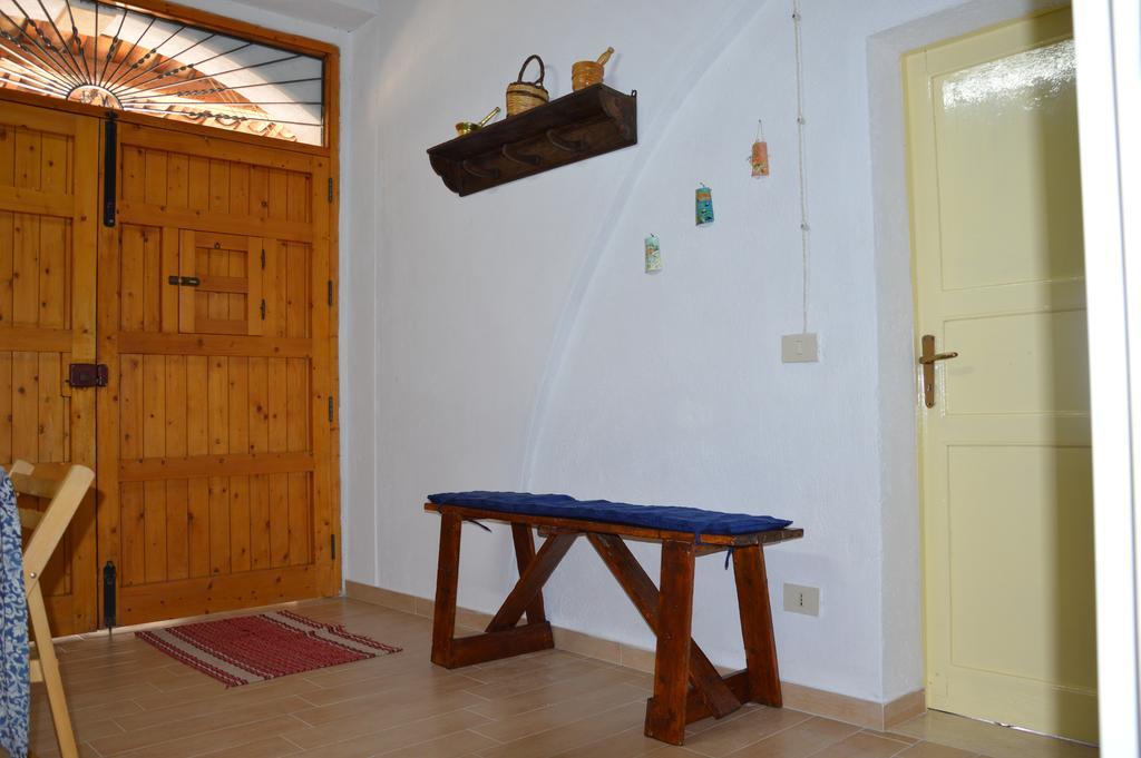 クストナーチ Casa Vacanze Scuratiヴィラ 部屋 写真