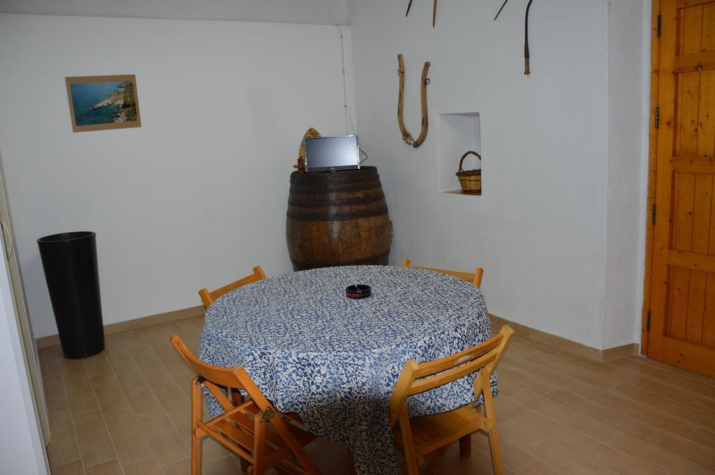 クストナーチ Casa Vacanze Scuratiヴィラ 部屋 写真