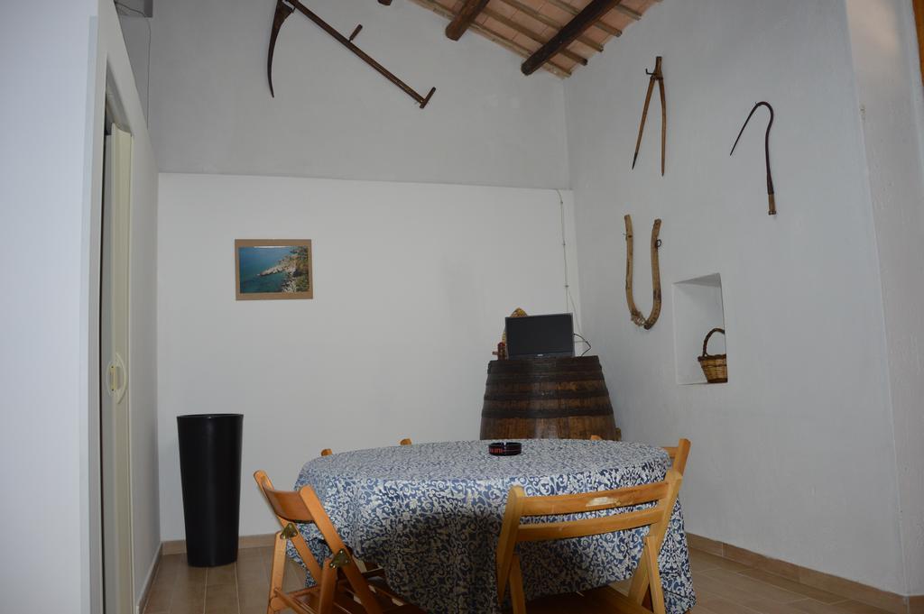 クストナーチ Casa Vacanze Scuratiヴィラ 部屋 写真