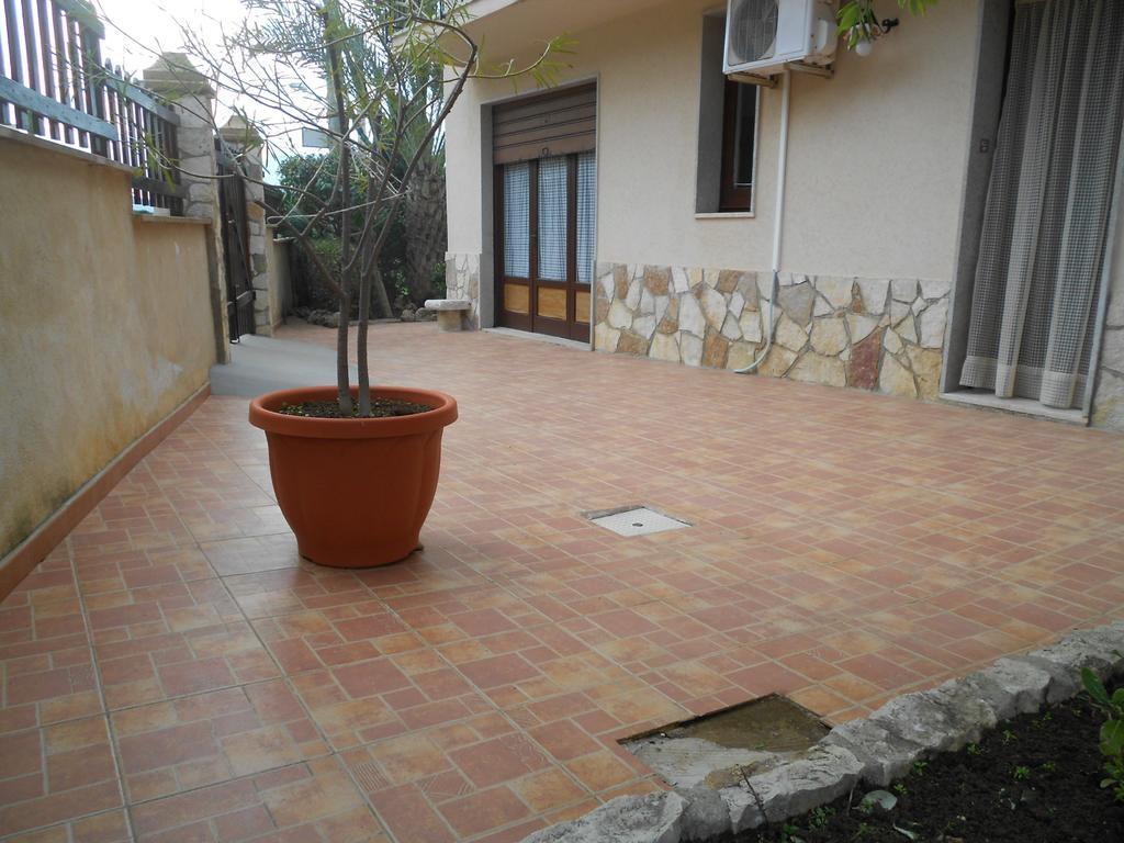 クストナーチ Casa Vacanze Scuratiヴィラ 部屋 写真